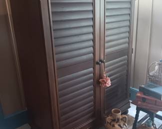 Computer desk cabinet