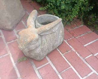 Large rabbit planter