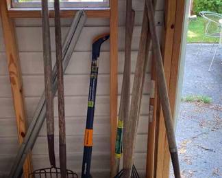 "Autumn in Virginia Acres" in Aiken, SC. Closing on Mon 10/2 at 8pm. Pickup is Wed 10/4 from 2-6pm. Please click here to view more photos, descriptions, and current bids:&nbsp;https://ctbids.com/estate-sale/24203