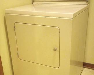 "Autumn in Virginia Acres" in Aiken, SC. Closing on Mon 10/2 at 8pm. Pickup is Wed 10/4 from 2-6pm. Please click here to view more photos, descriptions, and current bids:&nbsp;https://ctbids.com/estate-sale/24203