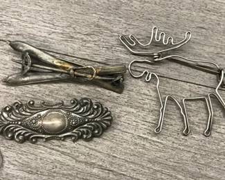 Unmarked Sterling Silver Brooch Pin Lot of 3 Reindeer 15.10 grams $60 for all Or $30 each