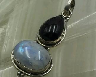 925 Sterling Silver Moonstone Garnet Multi Gemstones Pendant 8.06 Grams $60