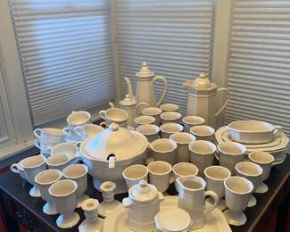 Pfaltzgraff Heritage dinnerware