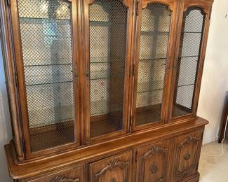 Thomasville Furniture China Hutch display Case