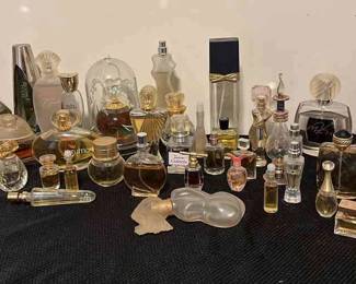 Unique And Pretty Perfume Bottles 