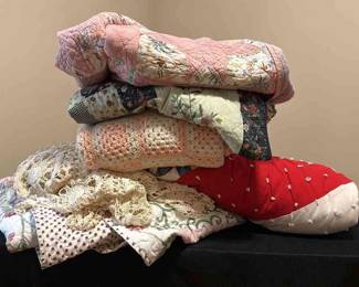 Vintage Variety Quilt And Blankets 