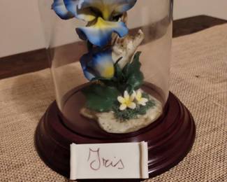 Fabar porcelain figurine, made in Italy. 6x6