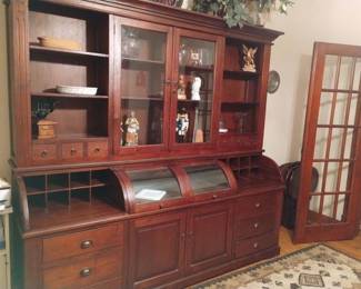 China Cabinet, 2 piece, top: 45"H x 96"W x 15"D
Bottom: 40"H x 90"W x 25"D

$3,800.00