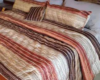 King Bedspread And Bedding.