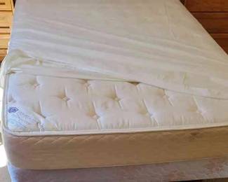 Queen Size Bed