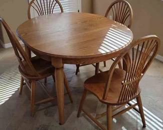 Richardson Bros Co. Dining Furniture 