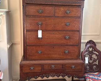 Late 18th Century American Oak Chest on Chest