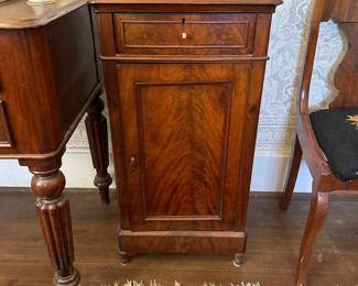 American Mahogany Commode