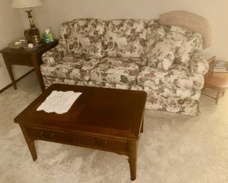 Sofa made by England Inc., TN, Coffee table, side table, brass lamp