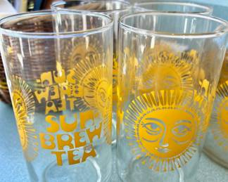 Set of 4 Sun Brew Tea Glasses and Pitcher