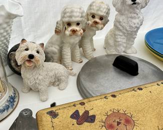 ceramic dogs