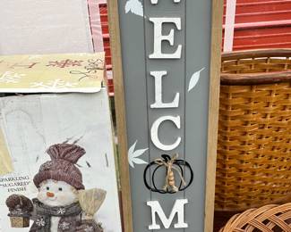 welcome sign