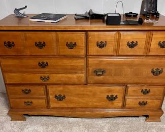 Multi drawer chest