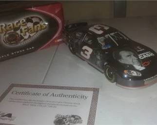 Lot 011   3 Bid(s)
Dale Earnhardt - Johnny Cash Man in Black Monte Carlo SS Car Race Fans