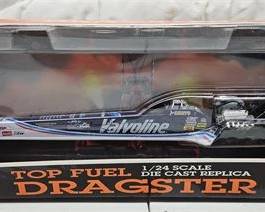 Lot 036   4 Bid(s)
Top Fuel Dragster NHRA Vavoline