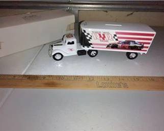 Lot 060   0 Bid(s)
Robert Yates Racing Car Hauler Bank