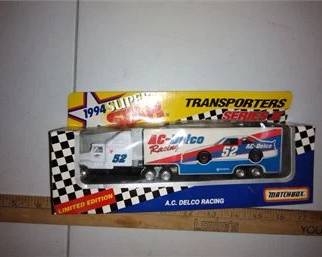 Lot 066   1 Bid(s)
AC-Delco Car Hauler # 52, 1994