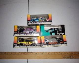 Lot 132   1 Bid(s)
Misc. Race Cars