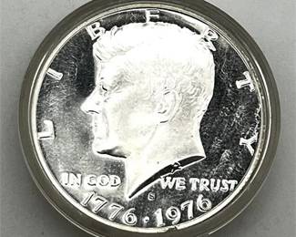Lot 032   1 Bid(s)
1776-1976 Bicentennial Kennedy Half Dollar