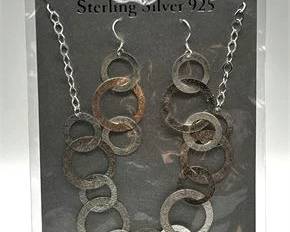 Lot 086   0 Bid(s)
Swarovski Sterling Silver Green Beaded Necklace and Earrings Sealed