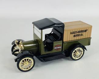 Harley-Davidson 1916 Studebaker Pickup Truck Bank