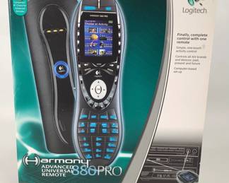 Logitech-Harmony Advanced Universal Remote 880 PRO
