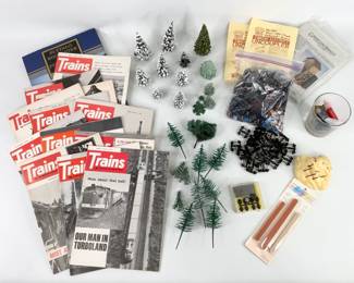 Train Chronicles & Accessories
