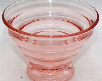 Lot 075   1 Bid(s)
Pink Depression bowl