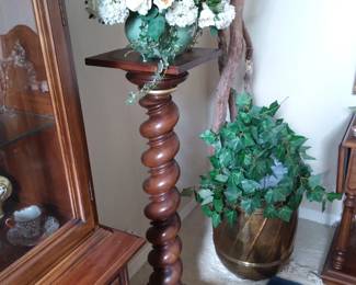 Plant stand