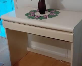 Desk/vanity from bedroom set,,