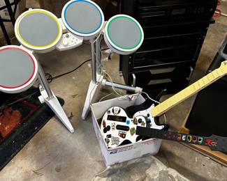 Video game sets and accessories 