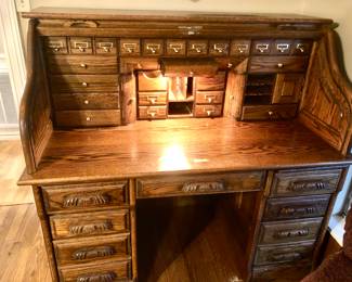 Lighted roll top desk