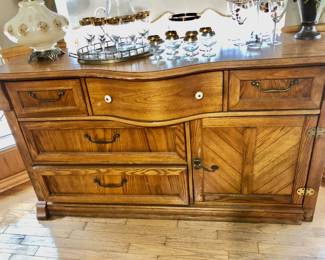 Sideboard