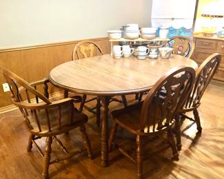 Country style dining set