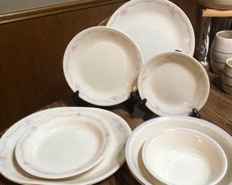 Corelle service for 8