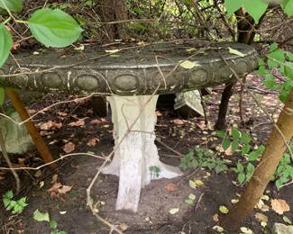Hidden in the back of the yard, very nice cement table / base. Please ask to see