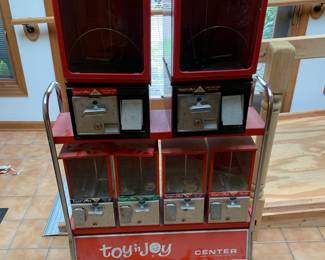 Toy n' Joy candy machine