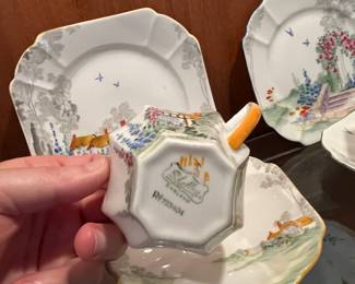 Shelley Queen Anne cups & saucers / trios