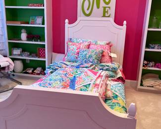 Pottery Barn trundle bed and Lilly Pulitzer bedding(never used)
