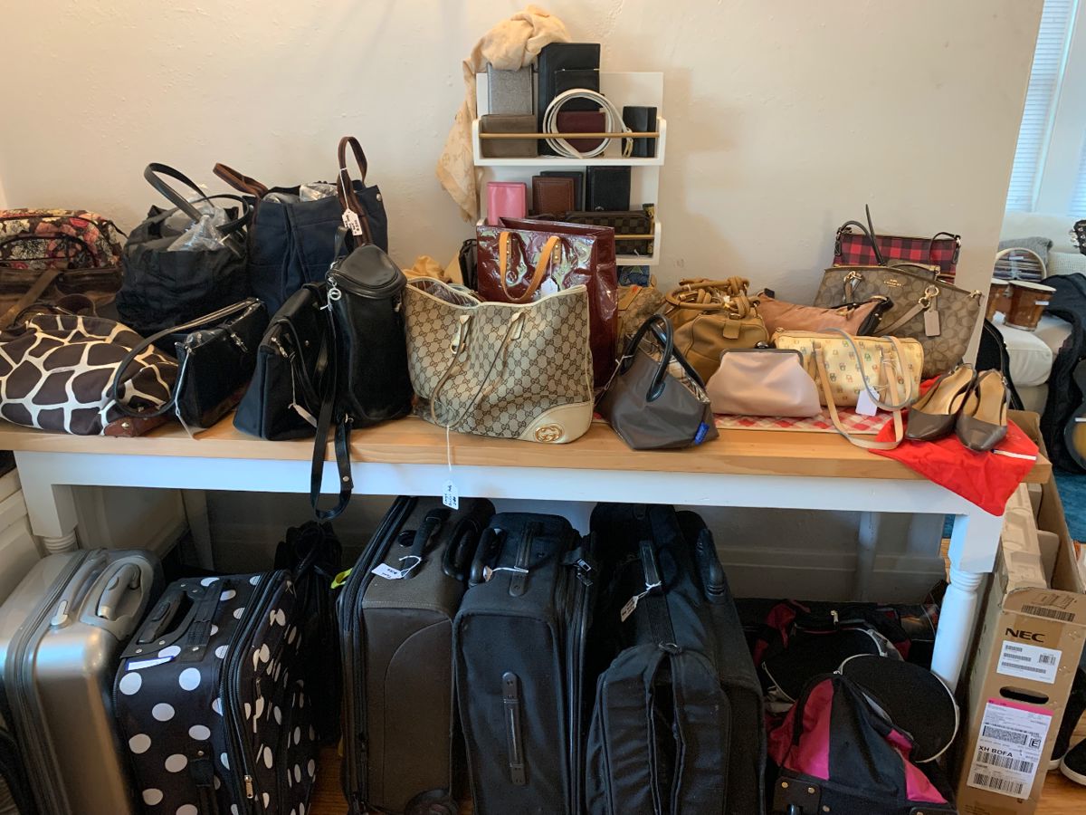 Estate Sale Last Day Clearance! in Waukegan, IL starts on 9/30/2023