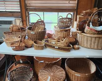 So many baskets 