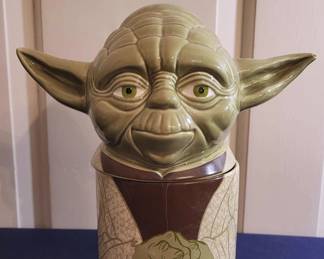 Hallmark Talking Yoda Cookie Jar