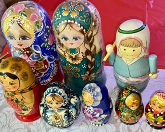 Vintage nesting dolls