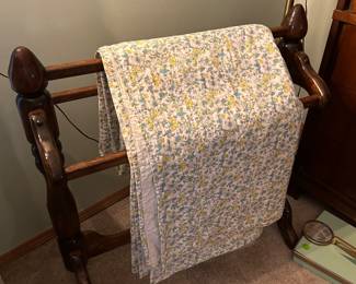 Quilt and quilt rack 