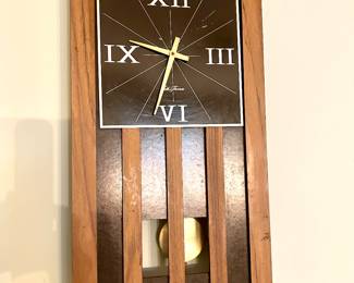 Vintage Seth Thomas chiming wall clock 